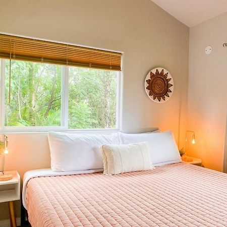 ケアアウHibiscus Hale, Full Kitchen, King Bed, Parkingアパートメント エクステリア 写真